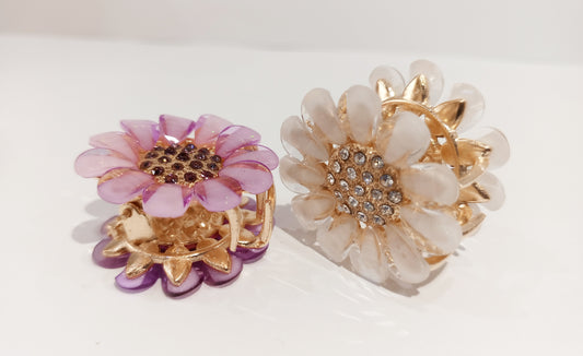 Elegant Sunflower Hair Claw Clips – Set of 2